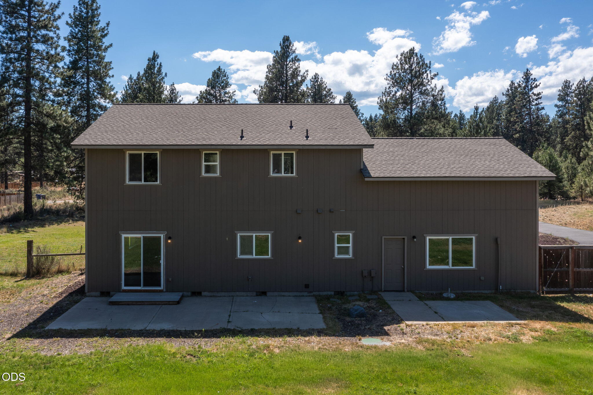 60180 Pawnee Road Bend, OR 97702 - Photo 47 of 53