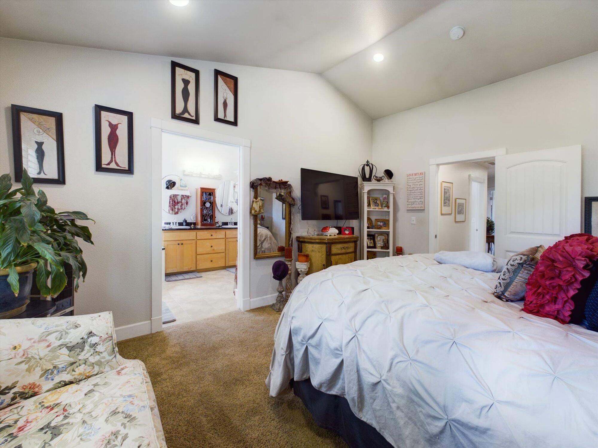 178 Grayland Heights Road Rio Dell, CA 95562 - Photo 26 of 52 a bed room with a bed and a television