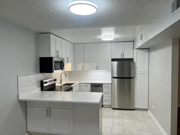 $134,950 | 9721 South Harlem Avenue, Unit 2D, Chicago Ridge, IL 60415