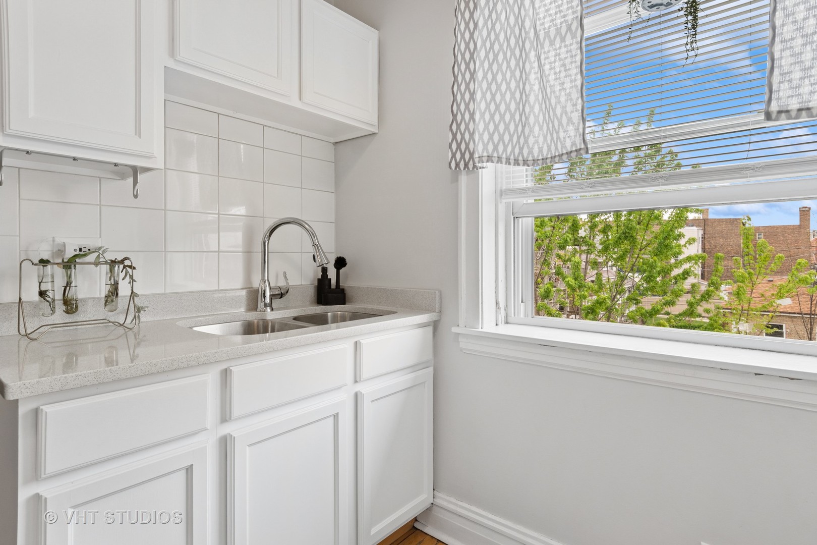 7 Fillmore Street, Unit 2 Oak Park, IL 60304 - Photo 17 of 27 a kitchen with a sink and a window