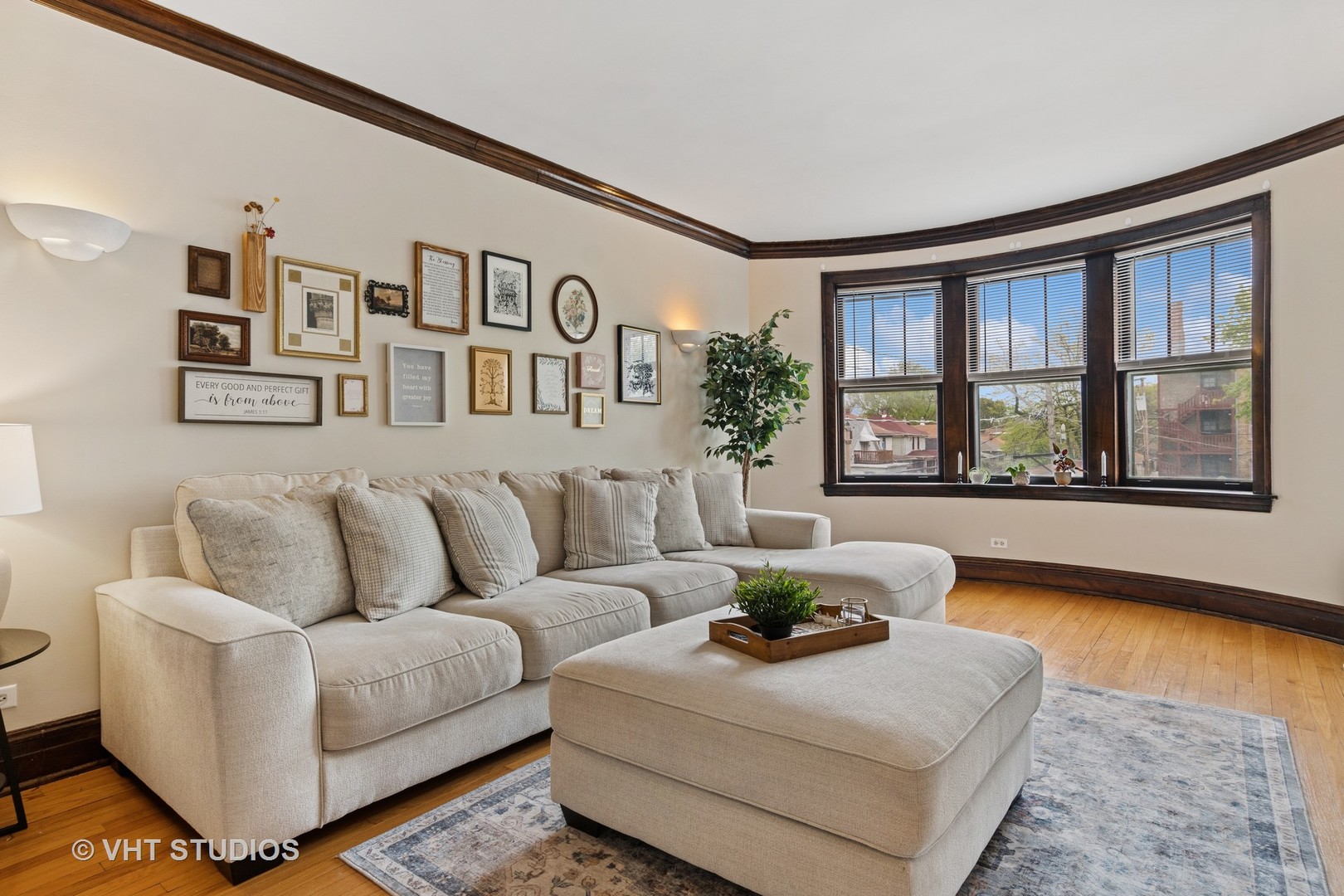7 Fillmore Street, Unit 2 Oak Park, IL 60304 - Photo 8 of 27 a living room with furniture and floor to ceiling windows