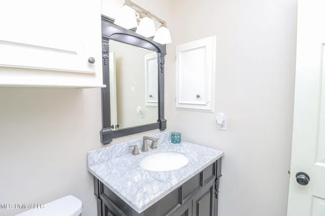 $339,500 | 136 Westlake Drive, Brandon, MS 39047