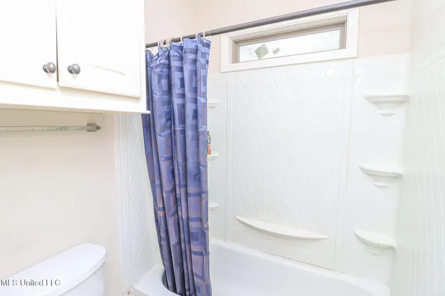 $339,500 | 136 Westlake Drive, Brandon, MS 39047