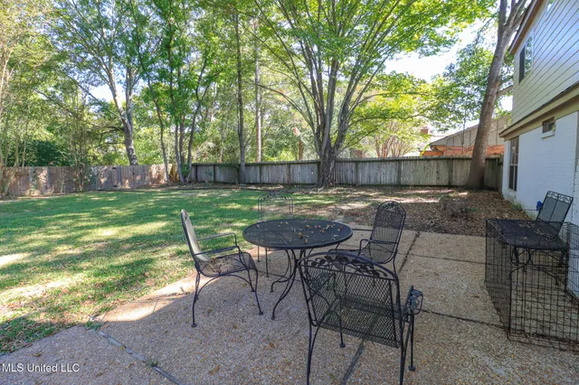 $339,500 | 136 Westlake Drive, Brandon, MS 39047