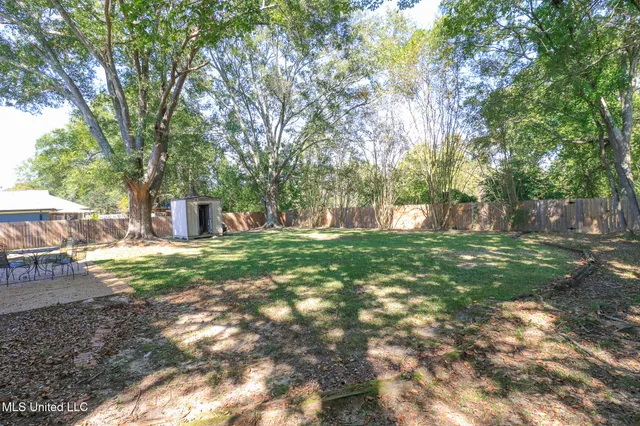 $339,500 | 136 Westlake Drive, Brandon, MS 39047