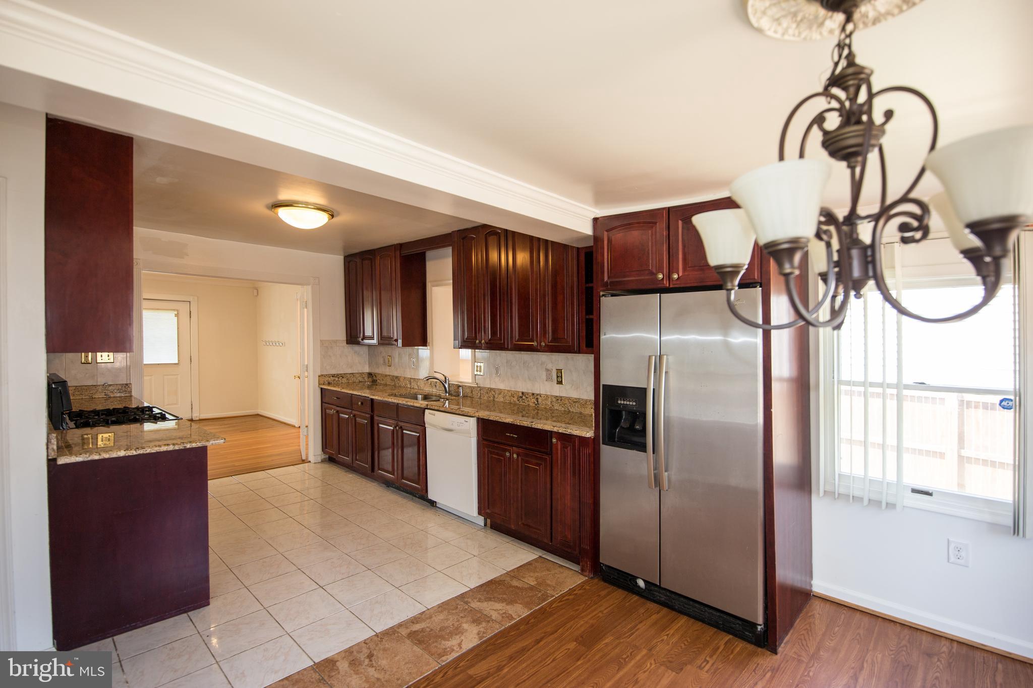 6802 Dean Drive McLean, VA 22101 - Photo 10 of 25