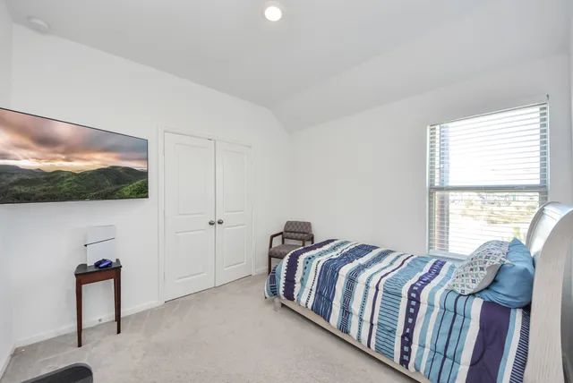 a view of a back yard of the house