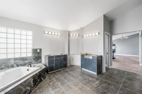 $1,400,000 | 1345 Morning Sun Way, Las Vegas, NV 89110