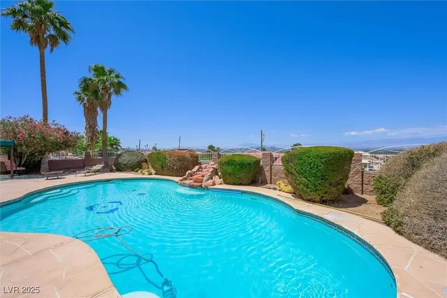 $1,400,000 | 1345 Morning Sun Way, Las Vegas, NV 89110