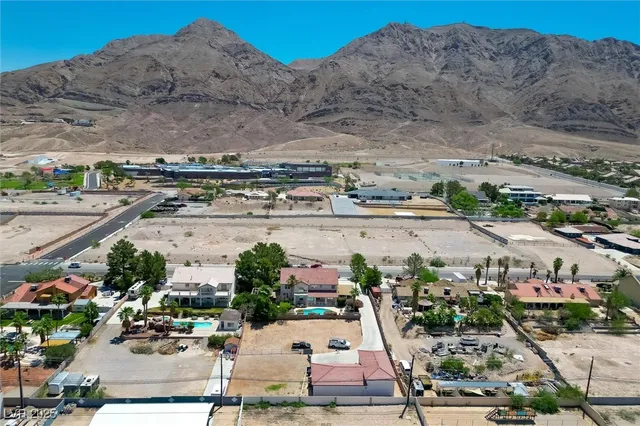 $1,400,000 | 1345 Morning Sun Way, Las Vegas, NV 89110