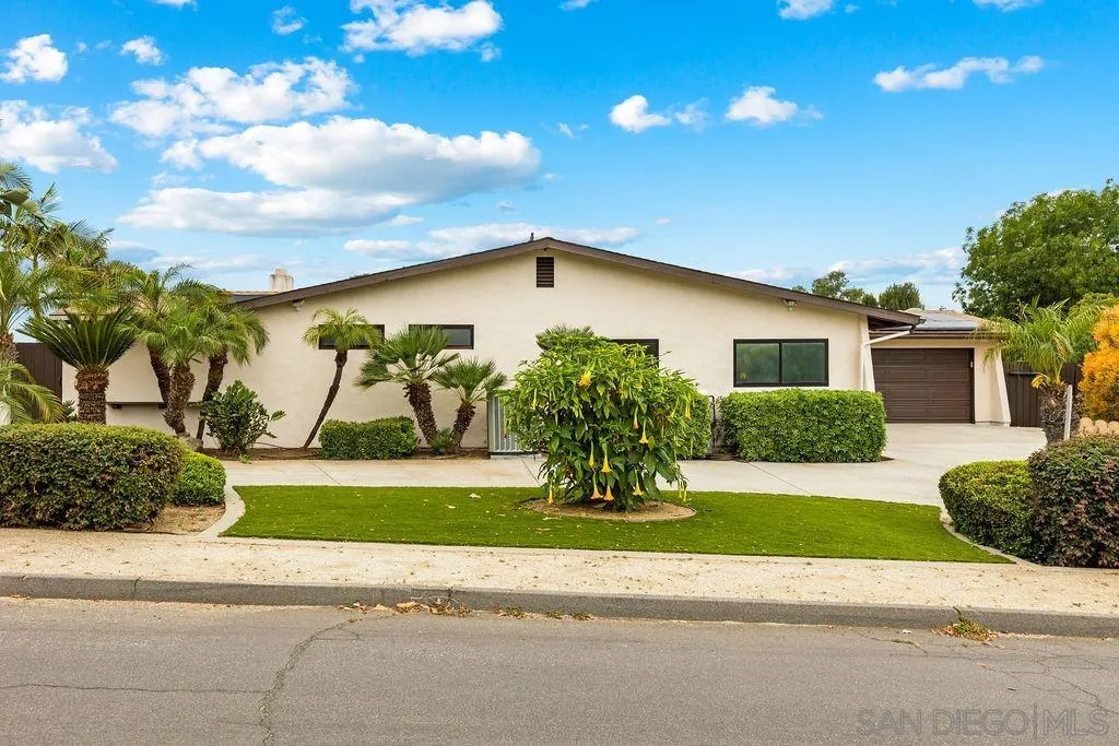 1740 Bonair Road Vista, CA 92084 - Photo 8 of 48 Gallery Image 8