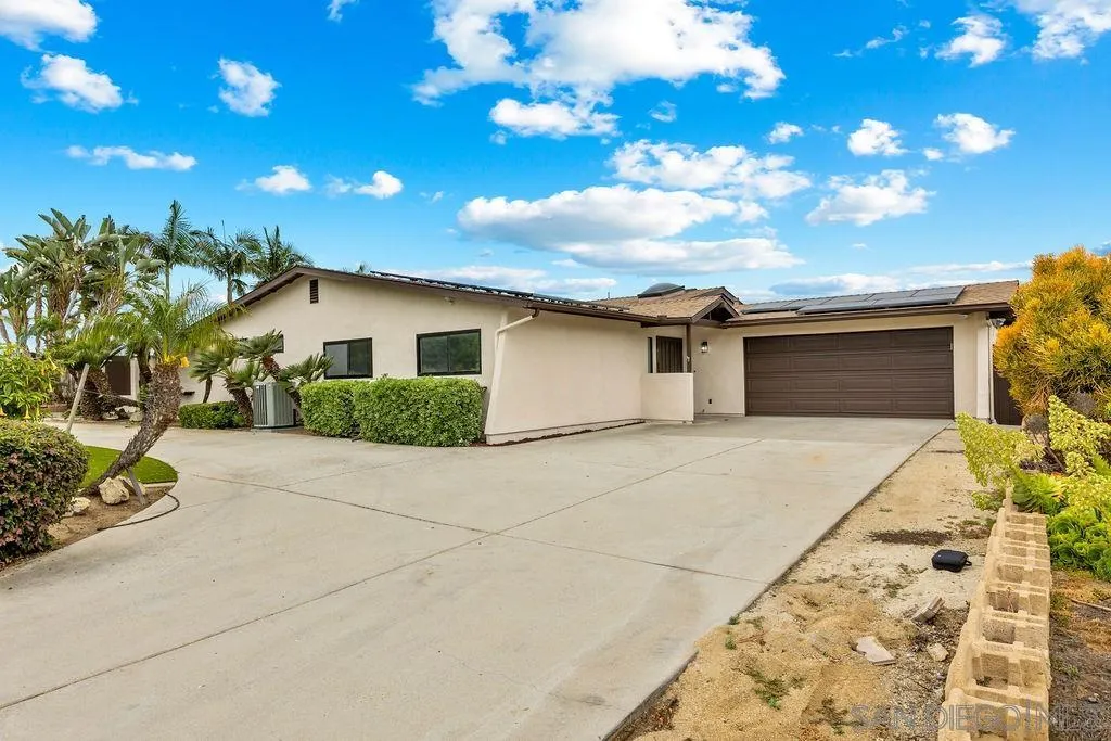1740 Bonair Road Vista, CA 92084 - Photo 10 of 48 Gallery Image 10