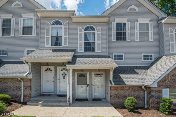 $325,000 | 31 Victory Court, Victory Gardens, NJ 07801