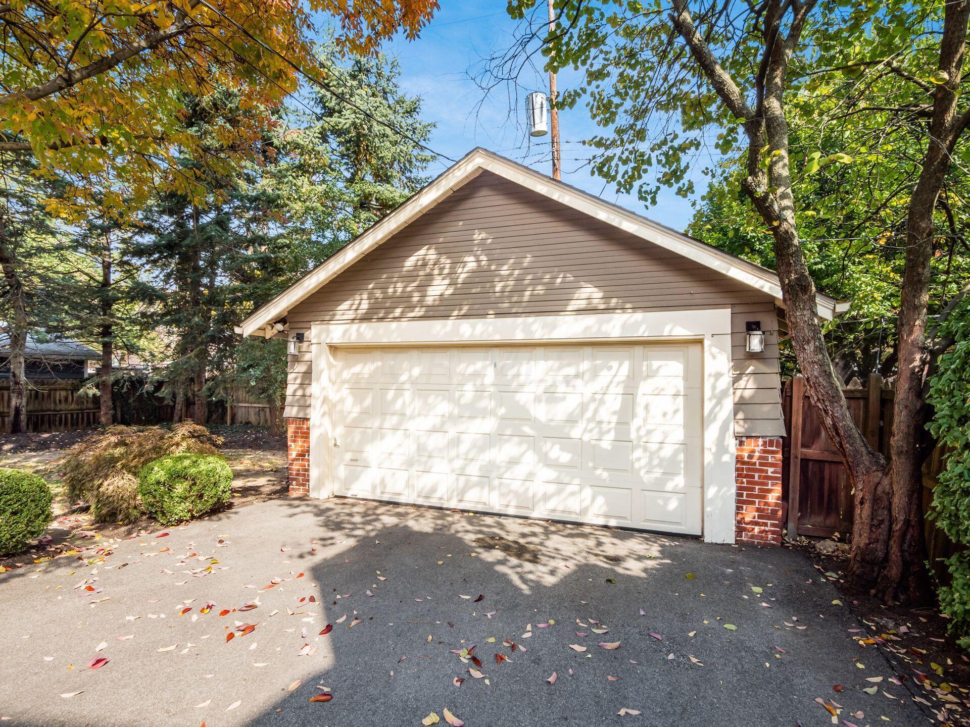2070 Fairfax Road Columbus, OH 43221 - Photo 51 of 59 061_d01c_N 7020 Fairfax 157-2