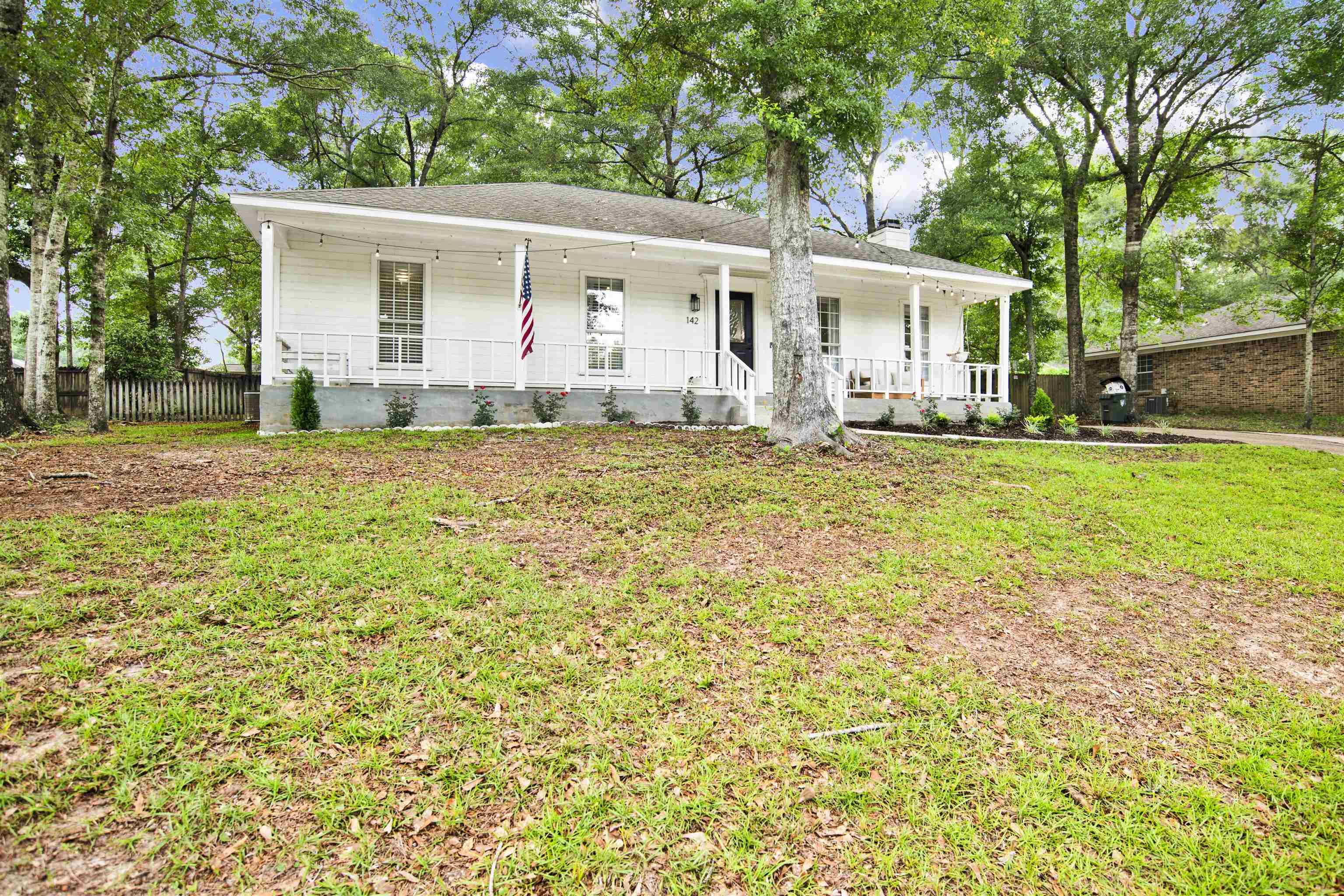 142 Richmond Road Daphne, AL 36526 - Photo 27 of 27 Front Of Structure
