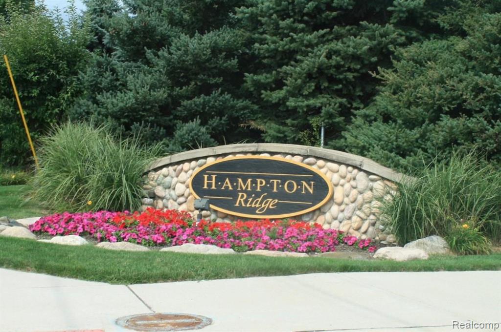 4256 Hampton Ridge Boulevard, Unit 151 Howell, MI 48843 - Photo 2 of 14