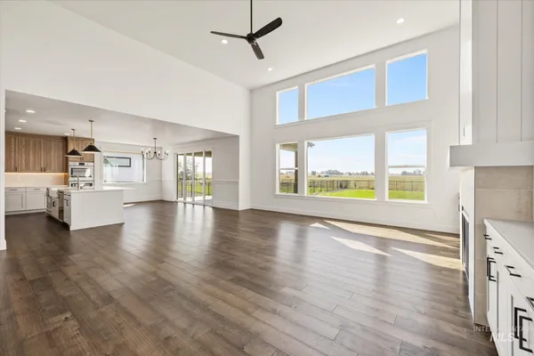 $999,995 | 7337 East Red Kite Street, Nampa, ID 83686