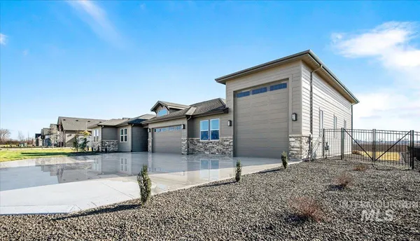 $999,995 | 7337 East Red Kite Street, Nampa, ID 83686