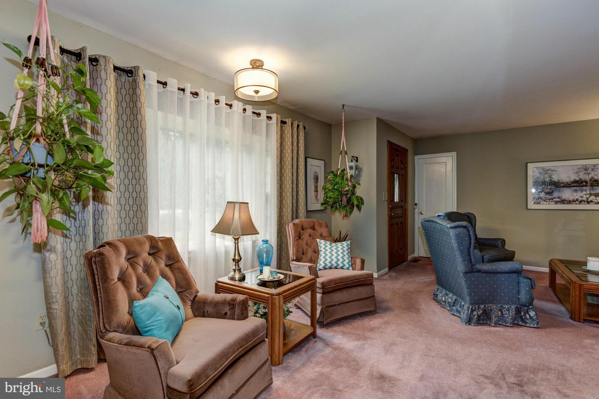 1868 Montevideo Road Hanover, MD 21076 - Photo 4 of 30 Sprawling Living Room