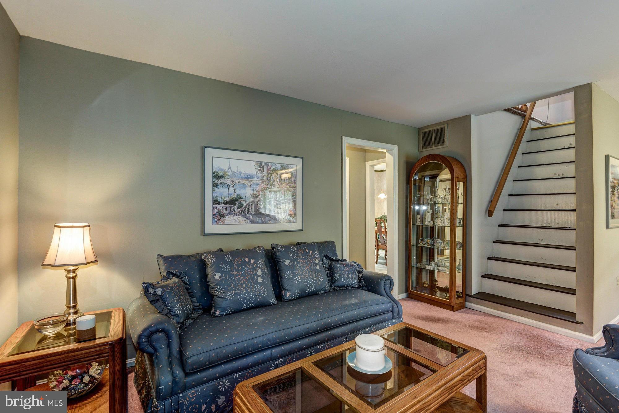 1868 Montevideo Road Hanover, MD 21076 - Photo 5 of 30 Living Room