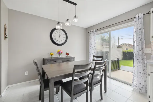 $2,400 | 578 East Mahan Avenue, Hazel Park, MI 48030