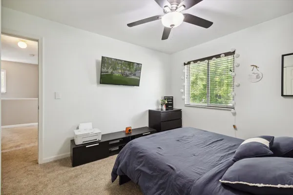 $2,400 | 578 East Mahan Avenue, Hazel Park, MI 48030