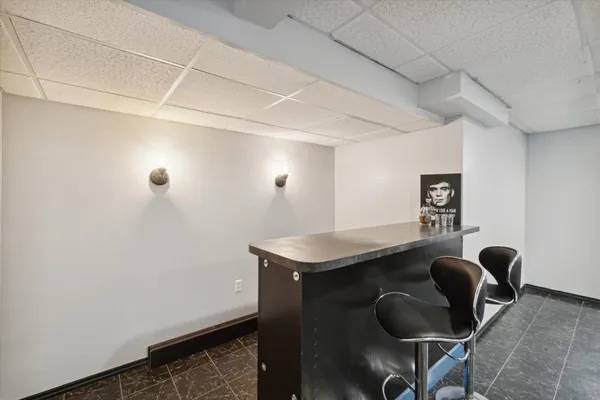 $2,400 | 578 East Mahan Avenue, Hazel Park, MI 48030