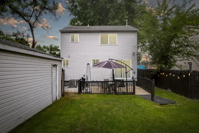 $2,400 | 578 East Mahan Avenue, Hazel Park, MI 48030