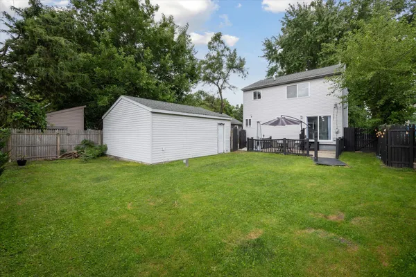 $2,400 | 578 East Mahan Avenue, Hazel Park, MI 48030