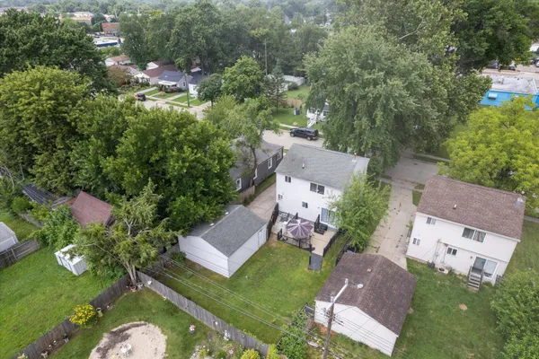 $2,400 | 578 East Mahan Avenue, Hazel Park, MI 48030