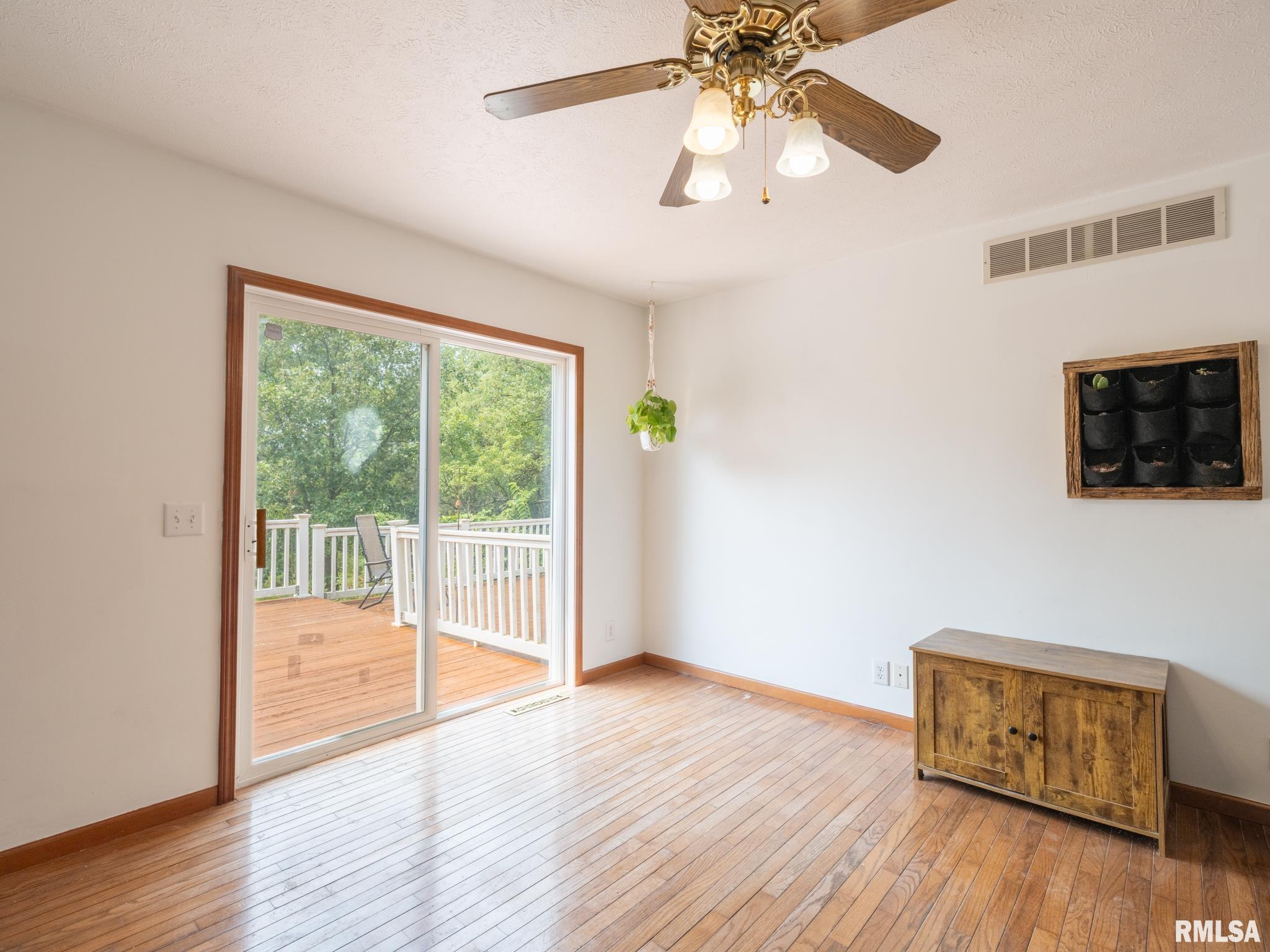1753 Wiedman Road Lowpoint, IL 61545 - Photo 19 of 55 Gallery Image 19