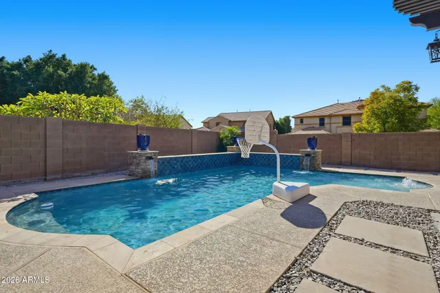 $889,900 | 5021 West Rowel Road, Phoenix, AZ 85083