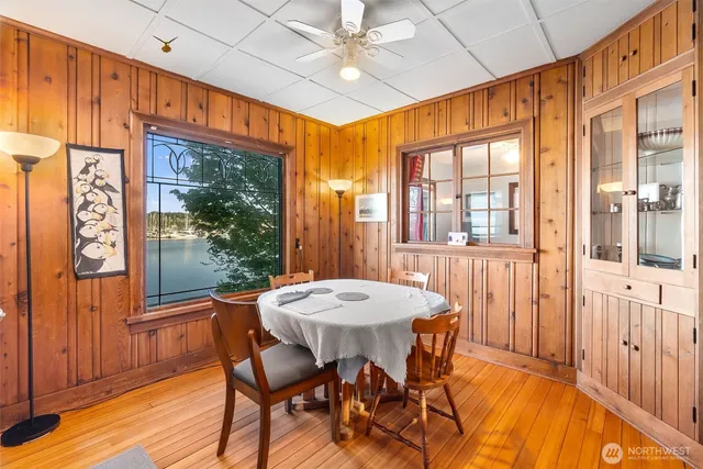 $999,000 | 1333 East Bay Drive Northeast, Olympia, WA 98506