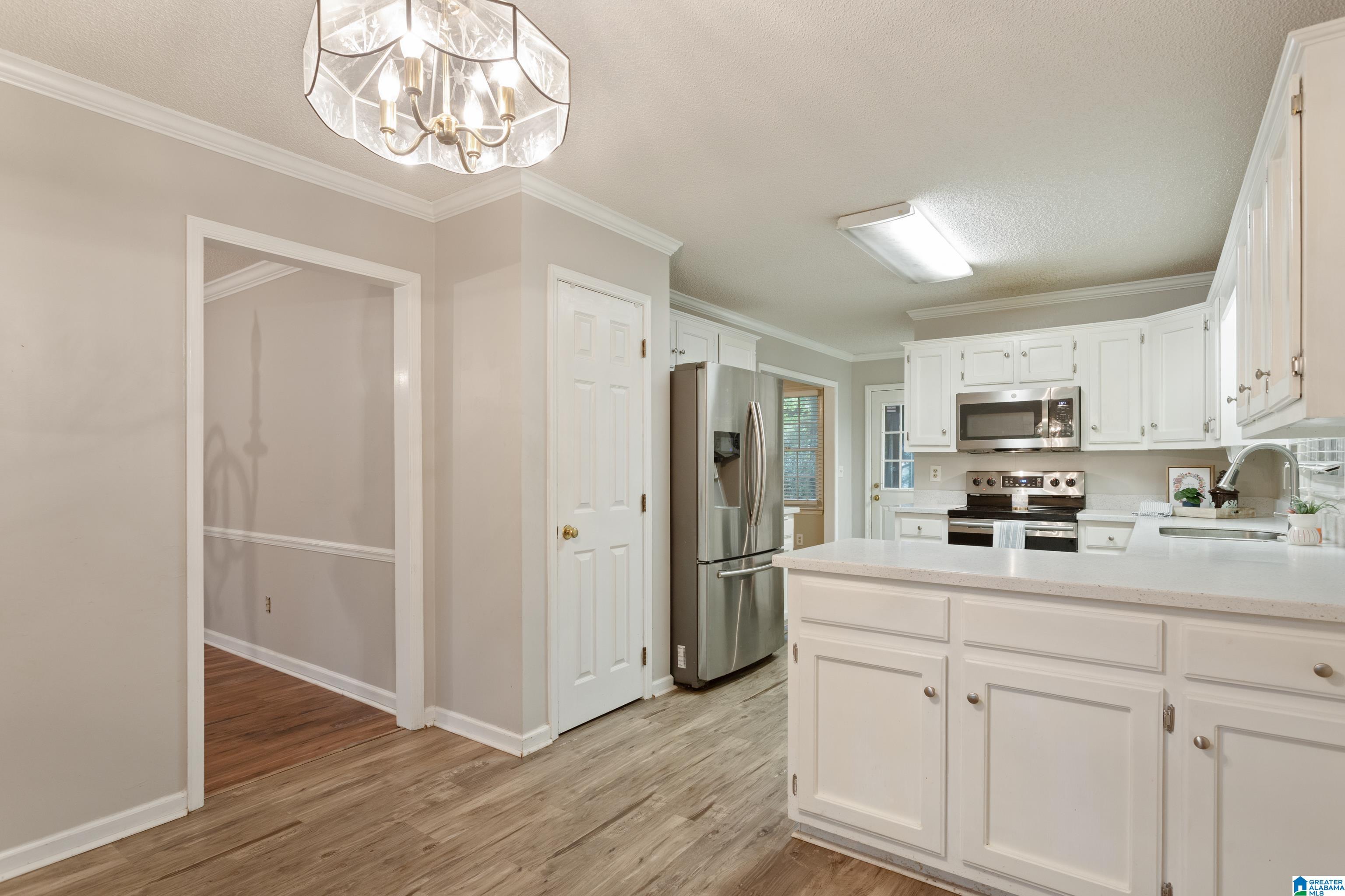 1512 Sequoia Trail Alabaster, AL 35007 - Photo 10 of 35