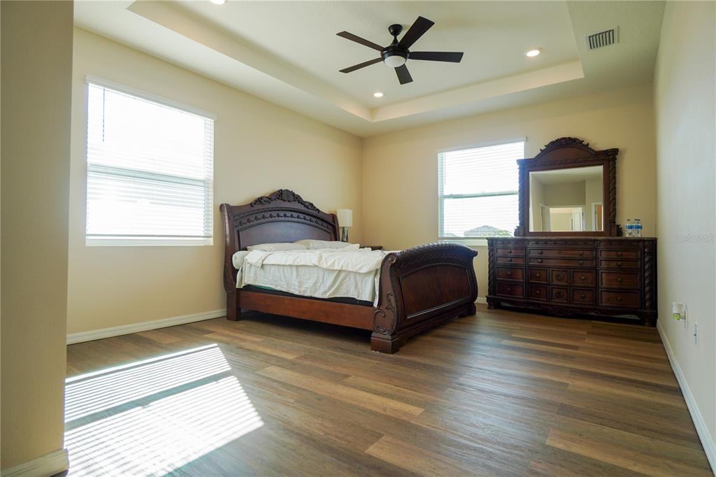 11940 Brighton Knoll Loop Riverview, FL 33579 - Photo 32 of 67