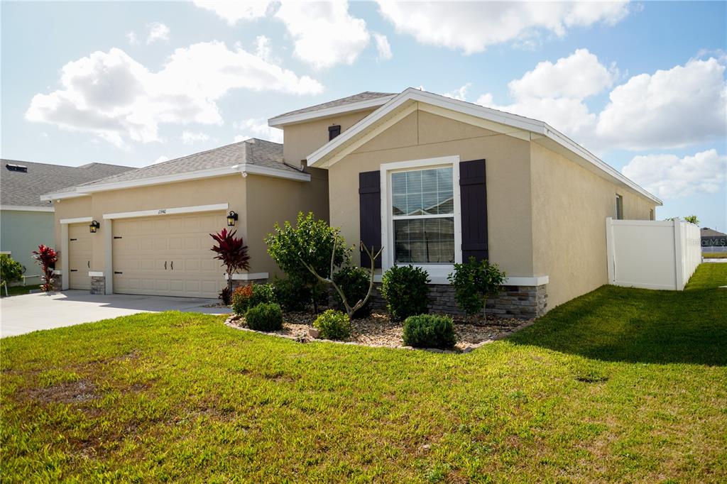 11940 Brighton Knoll Loop Riverview, FL 33579 - Photo 6 of 67