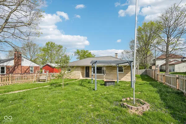 $2,000 | 170 East Elm Street, Morgantown, IN 46160