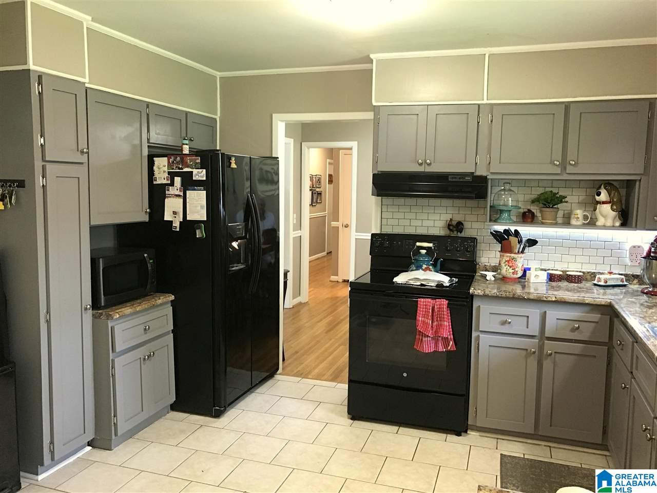 1214 Bunchie Street Bessemer, AL 35023 - Photo 5 of 19