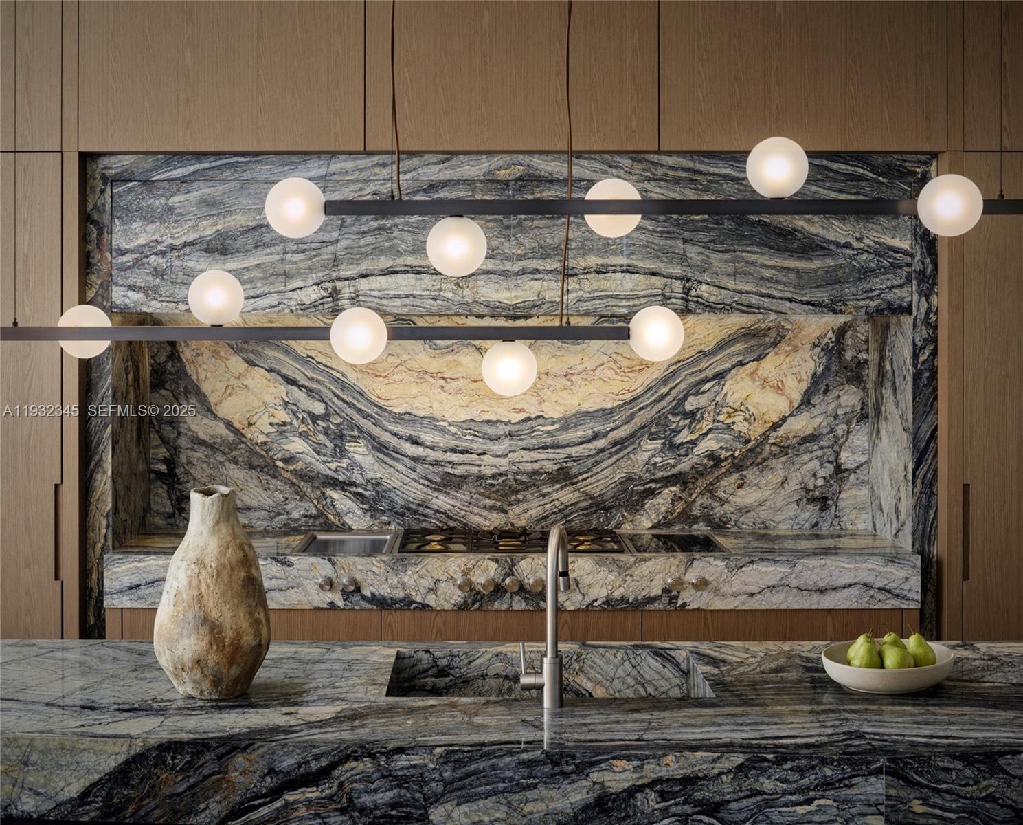 1413 North Venetian Way Miami, FL 33139 - Photo 26 of 37