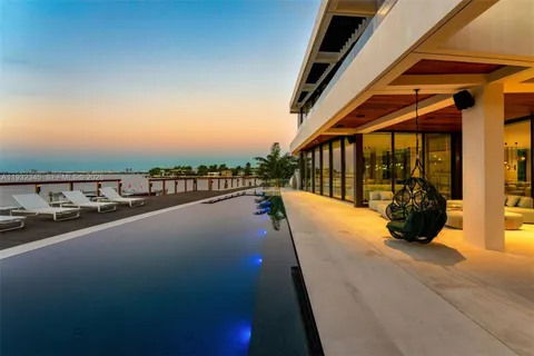 $56,500,000 | 1413 North Venetian Way, Miami, FL 33139