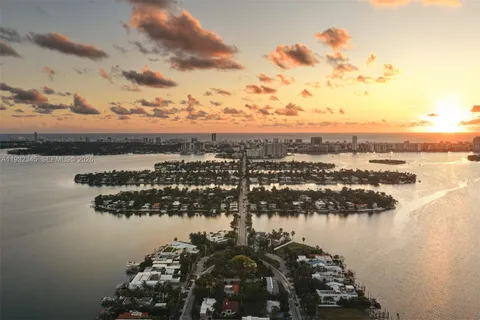 $59,900,000 | 1413 North Venetian Way, Miami, FL 33139