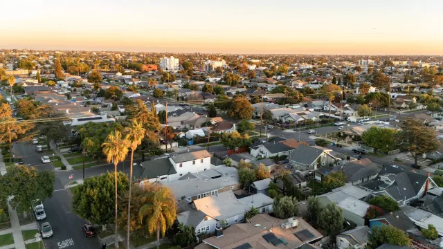 $1,245,000 | 1900 West 41st Street, Los Angeles, CA 90062