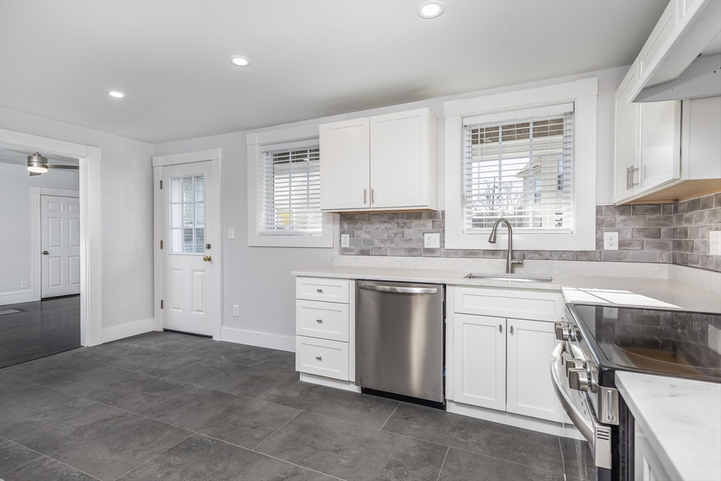 6 Maple Avenue, Unit 1 Swampscott, MA 01907 - Photo 12 of 20