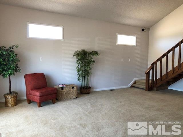 15380 Yankee Blade Road Reno, NV 89521 - Photo 5 of 40 a living room with furniture