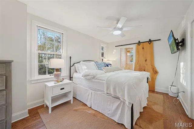 $695,000 | 514 Angenette Avenue, Kirkwood, MO 63122