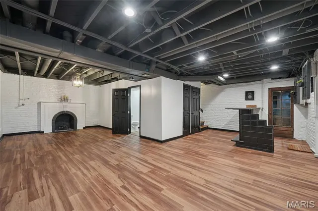 $695,000 | 514 Angenette Avenue, Kirkwood, MO 63122