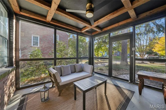 $695,000 | 514 Angenette Avenue, Kirkwood, MO 63122