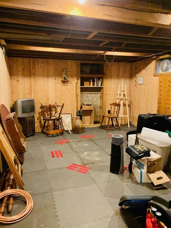 5 Williams Street Sterling, MA 01564 - Photo 13 of 18