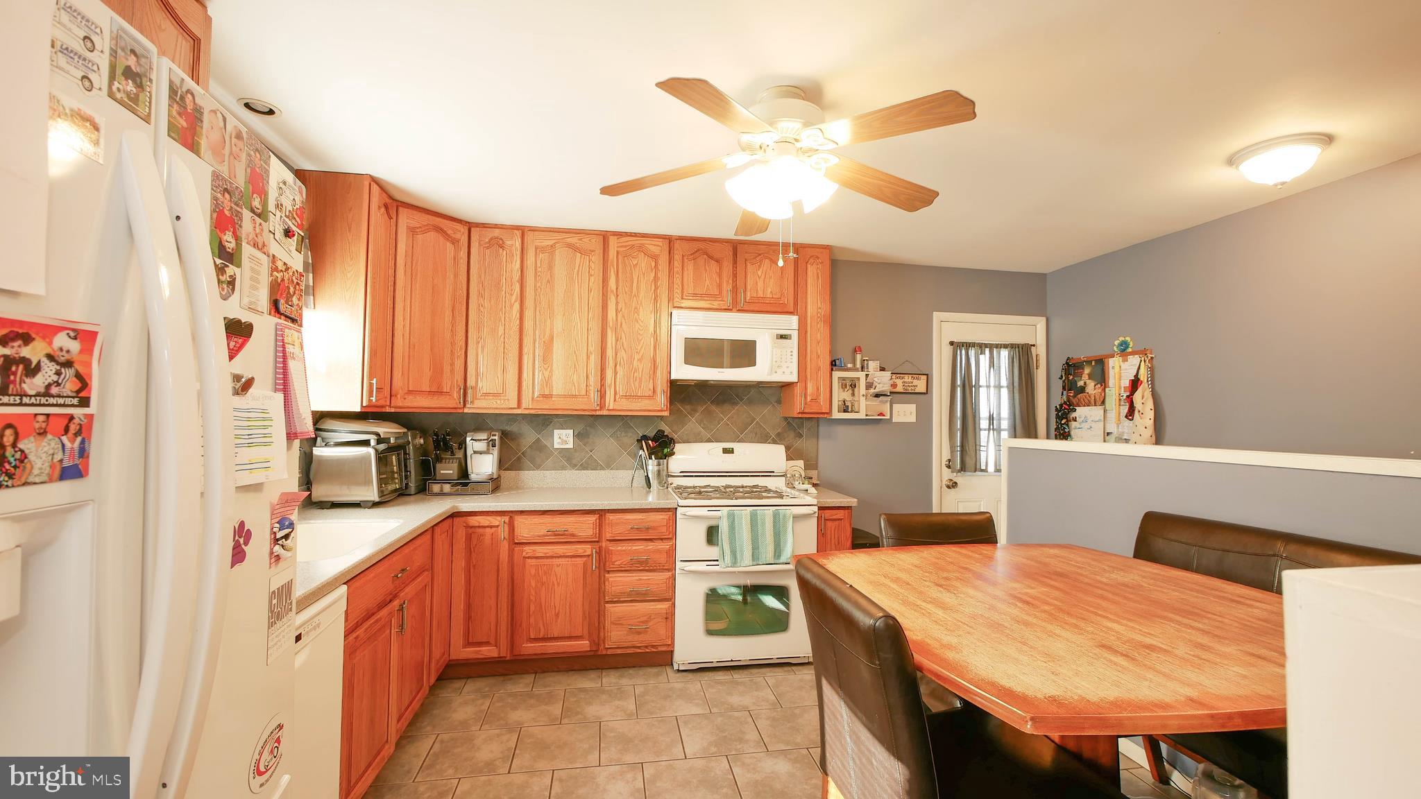 59 Jackson Road Berlin, NJ 08009 - Photo 8 of 24 Gallery Image 8