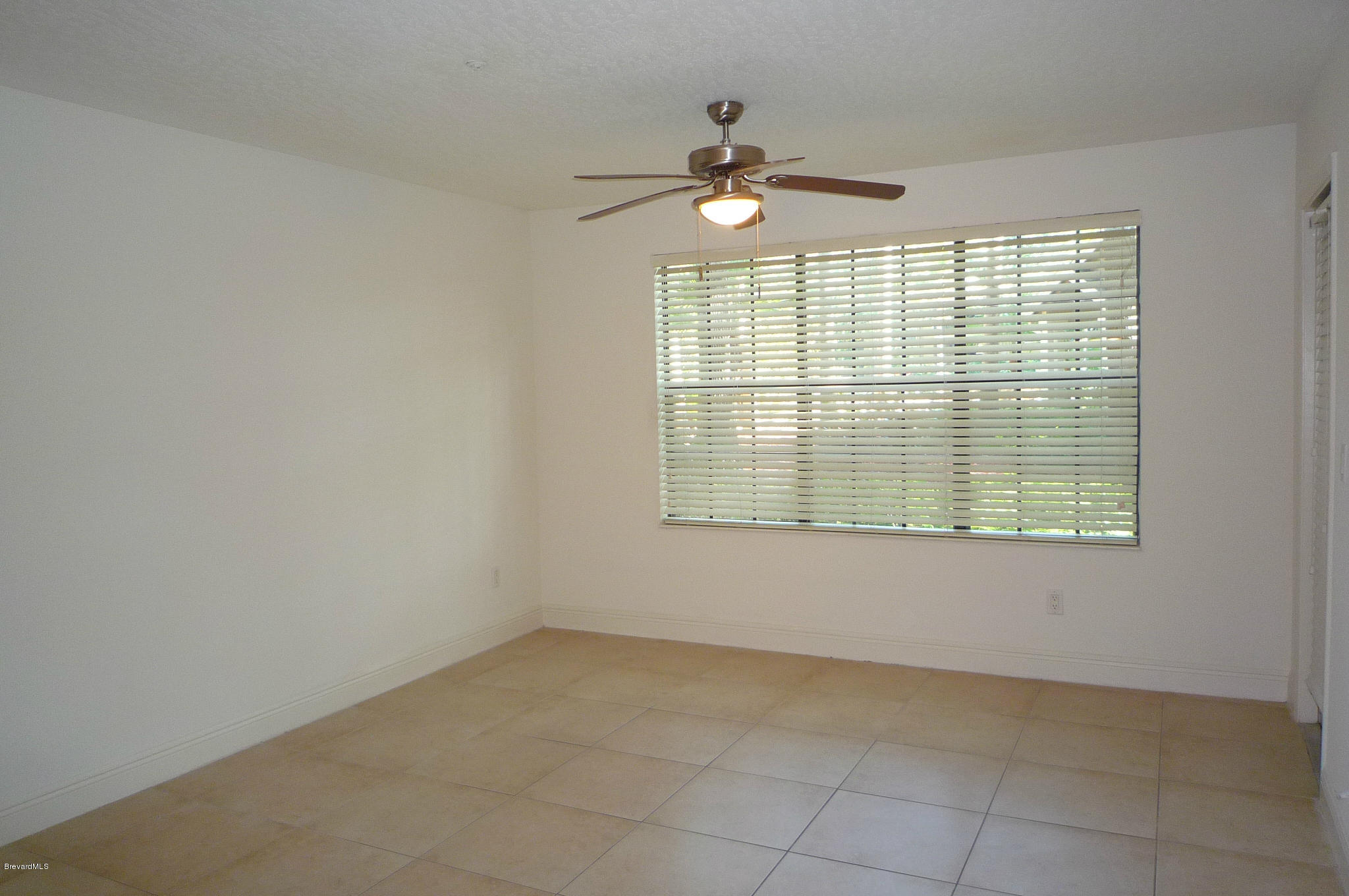 7667 North Wickham Road, Unit 608 Melbourne, FL 32940 - Photo 3 of 25 Family Room